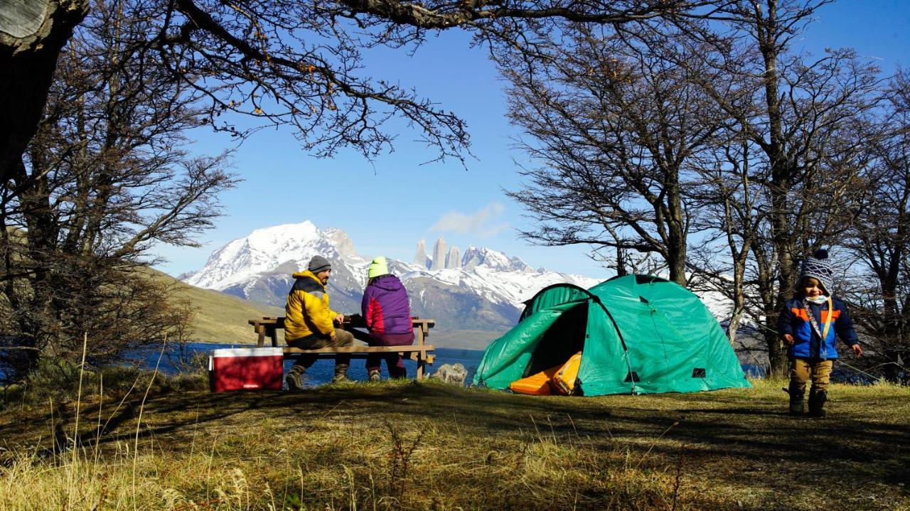 Camping Kau Laguna Azul Torres del Paine National Park Exterior photo
