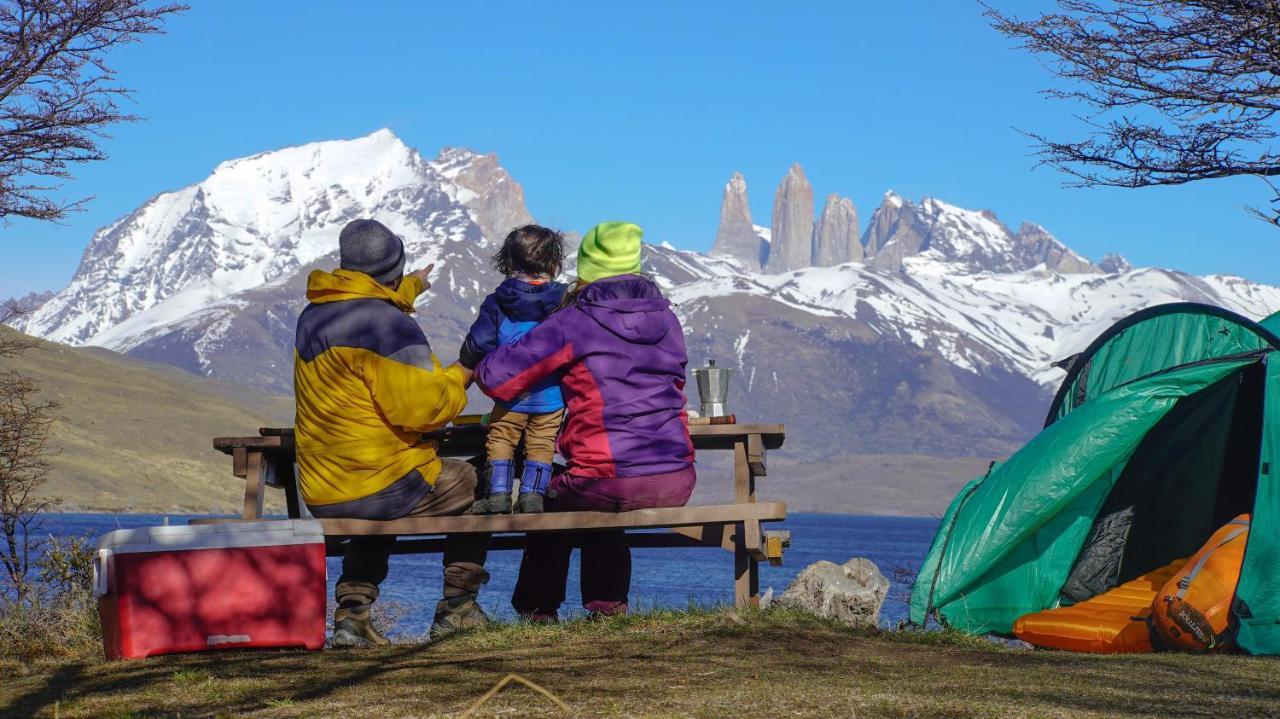 Camping Kau Laguna Azul Torres del Paine National Park Exterior photo